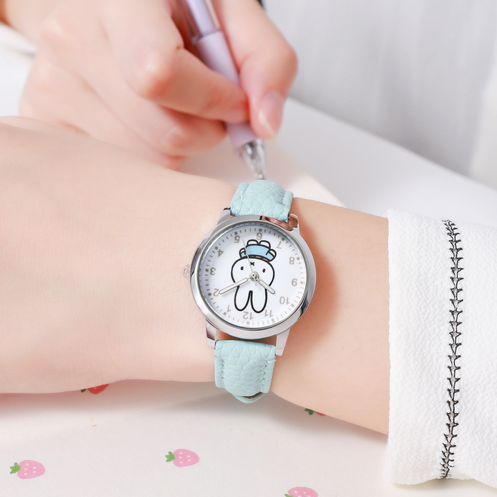 Часы с изображением Миффи, жен – обзор и цена Jewelry Stores Watches